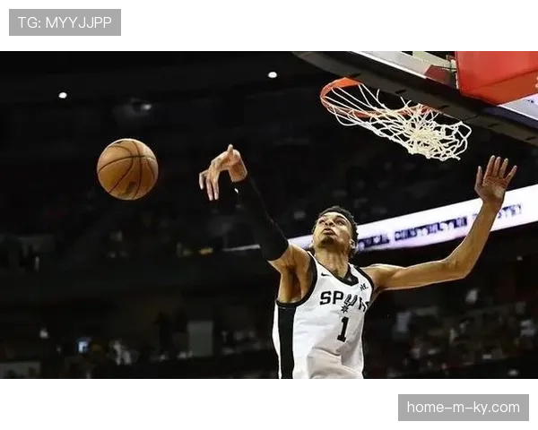 文班亚马复出提升马刺实力 最佳防守球员奖项在望